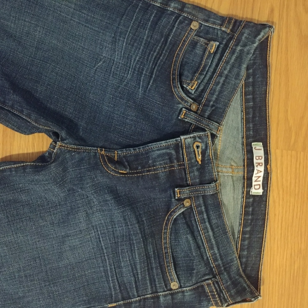 Boot cut - Picture 2 of 3